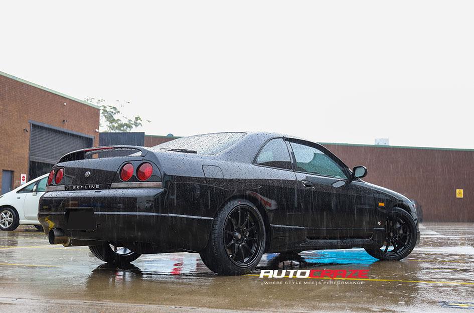 NISSAN SKYLINE R32 CHALLENGE BLACK 